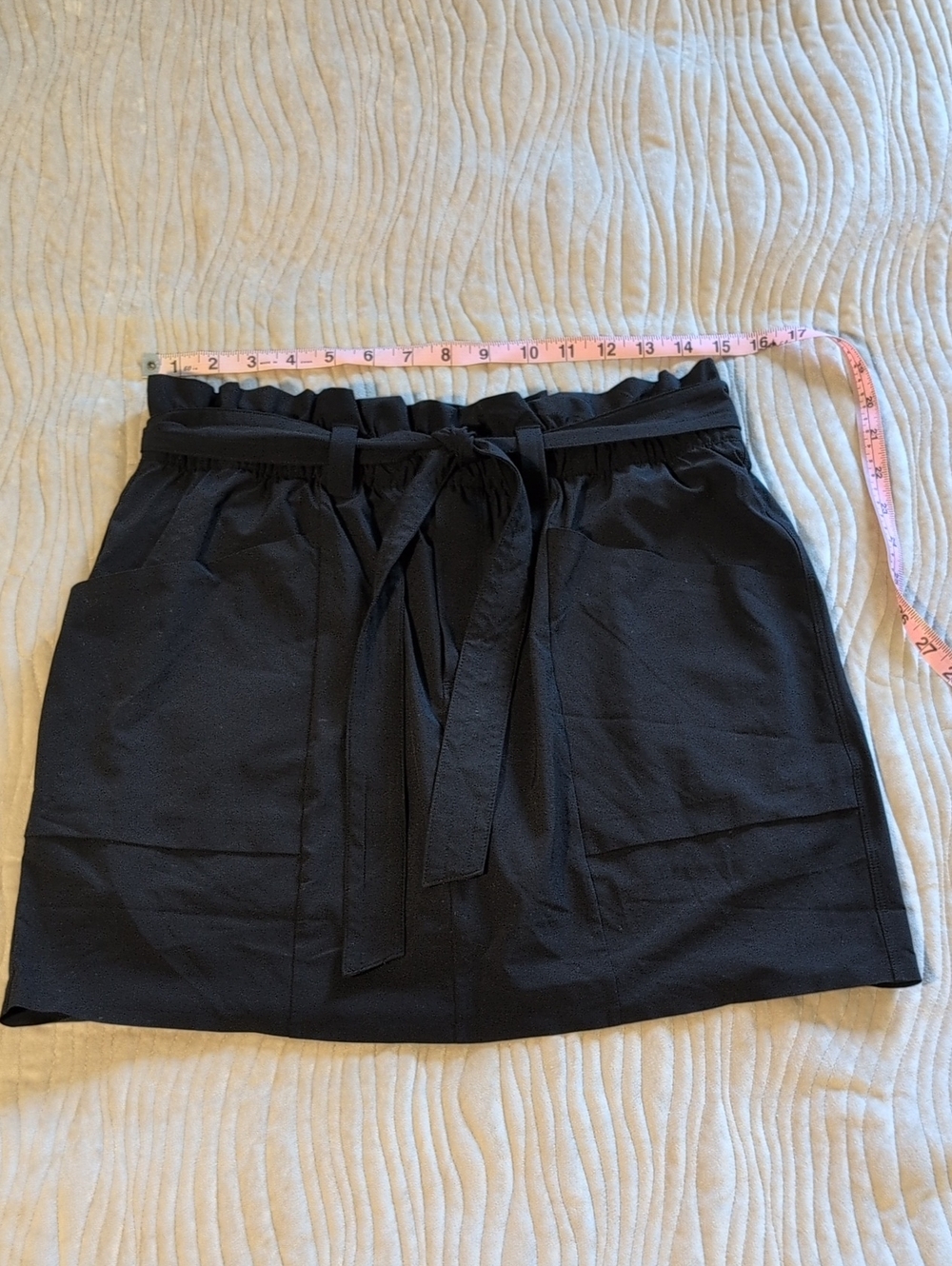 Athleta size 6 Black Tie-Waist Casual Women’s Skirt Athletic Skort like new